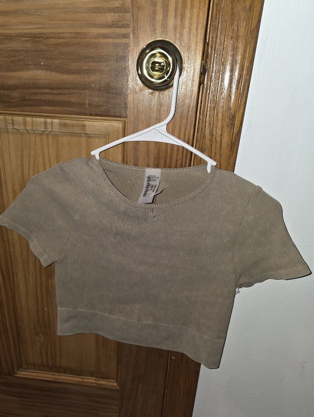 Ribbed Short Sleeve Crop Top - Taupe